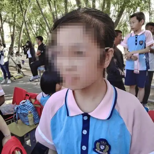 12岁女孩感冒药悲剧引发警示：电竞选手健康管理刻不容缓
